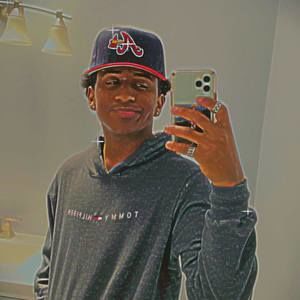 Meet your Posher, Emiliano